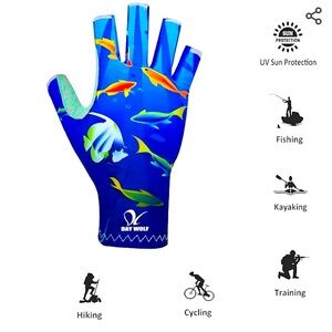 Day Wolf‎ UV adult small gloves. Brand new with tags.